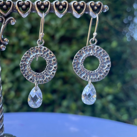 Silpada Cubic Zirconia and Sterling Silver Earrings W1520 - Picture 4 of 15